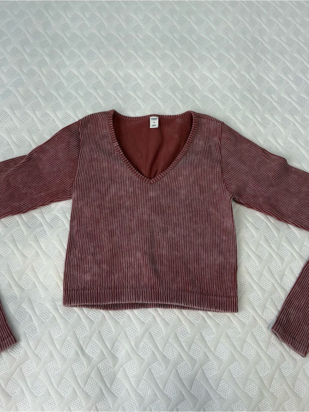 Arizona Jean Company V-Neck Ribbed Sweater in Dusty Rose M